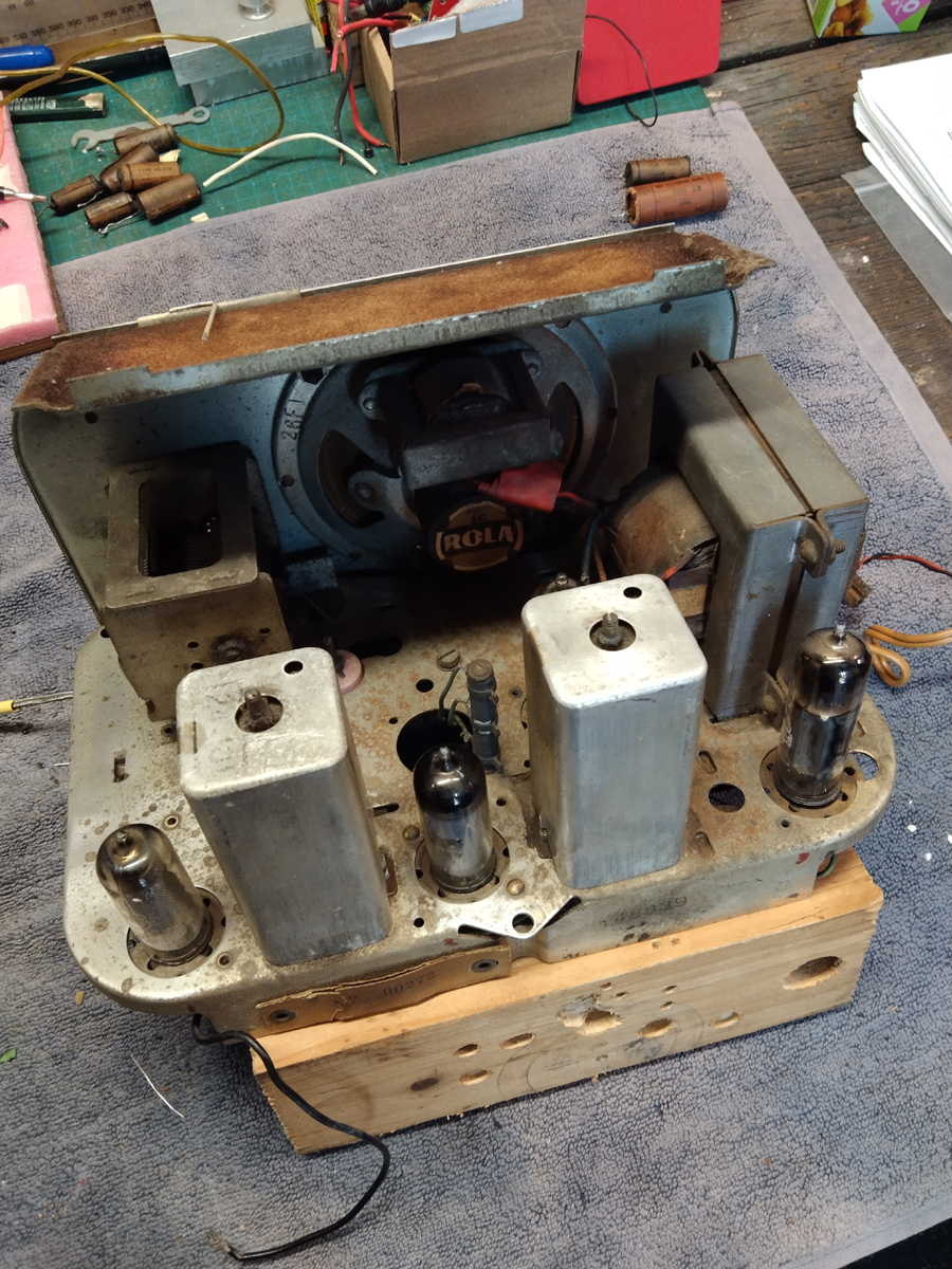 Kriesler 11-38 valve radio