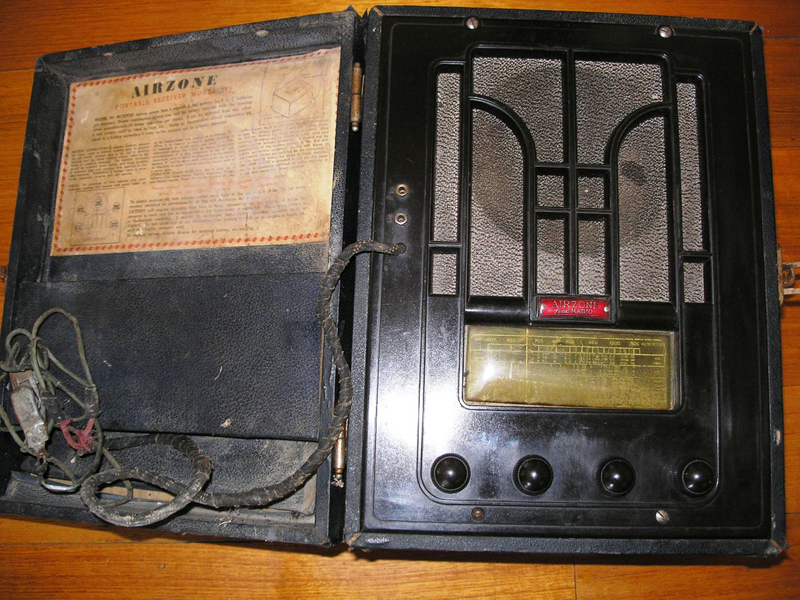 Airzone Portable Valve Radio