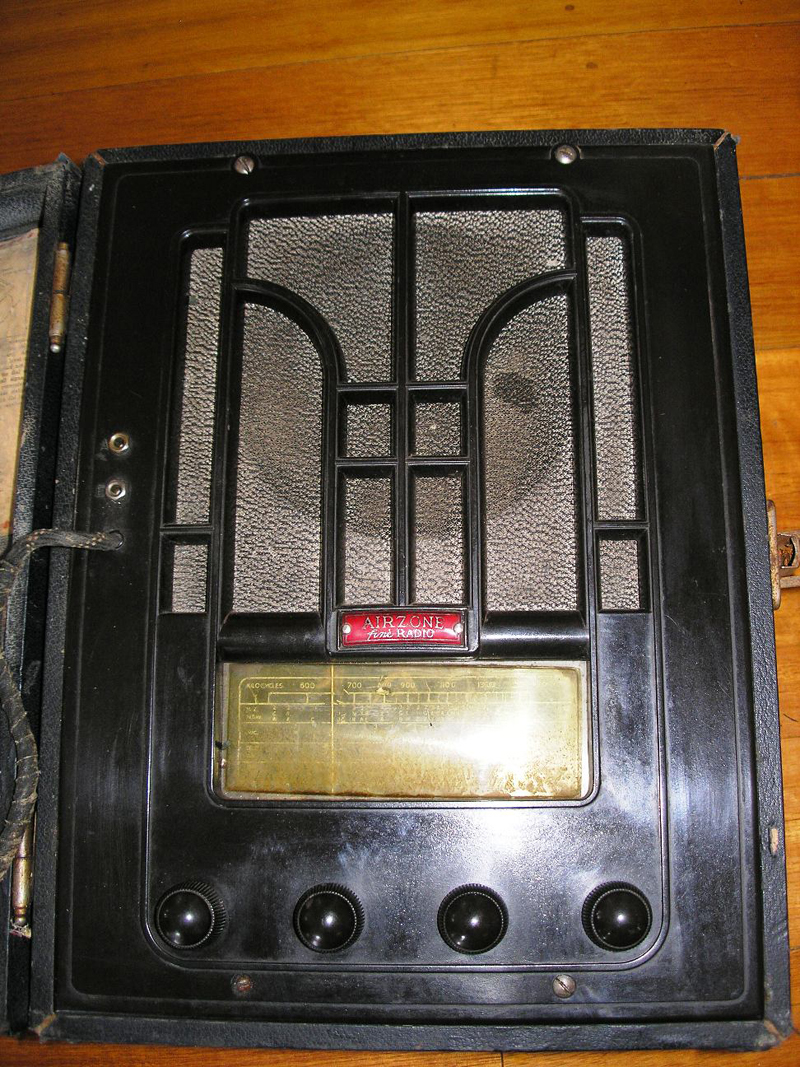 Airzone Portable Valve Radio