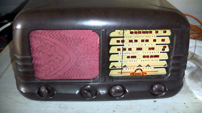 Astor FP Table Radio