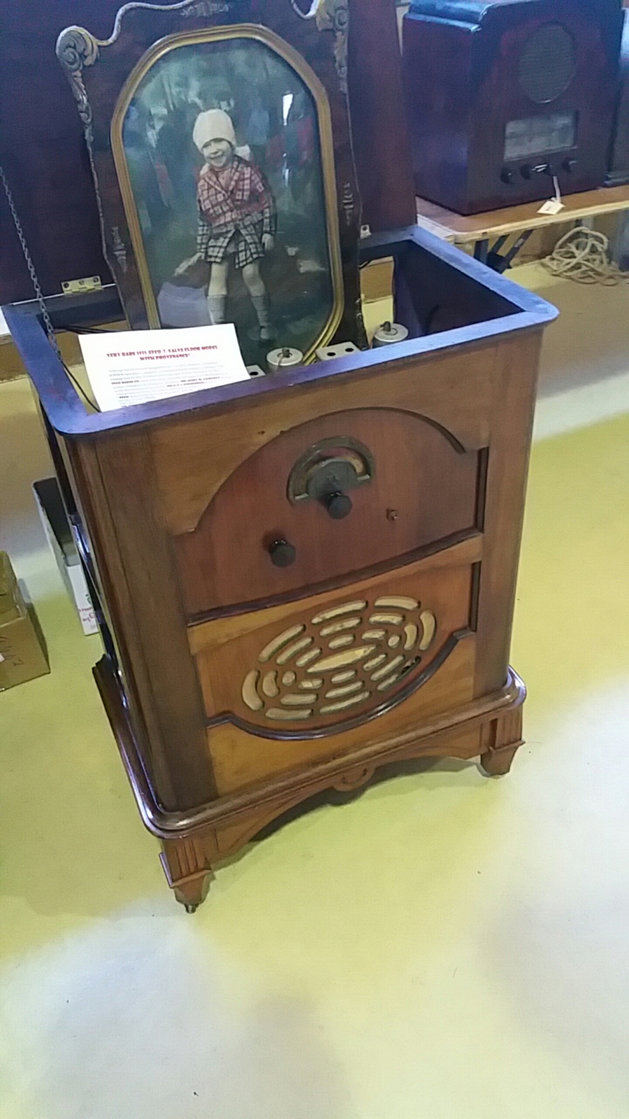 HRSA Valve Radio Auction - Goulburn, NSW