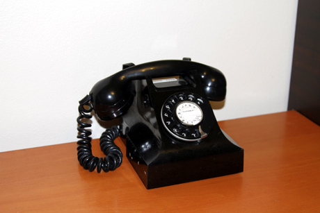 Australian table telephone made by AWA for the Postmaster General's Department