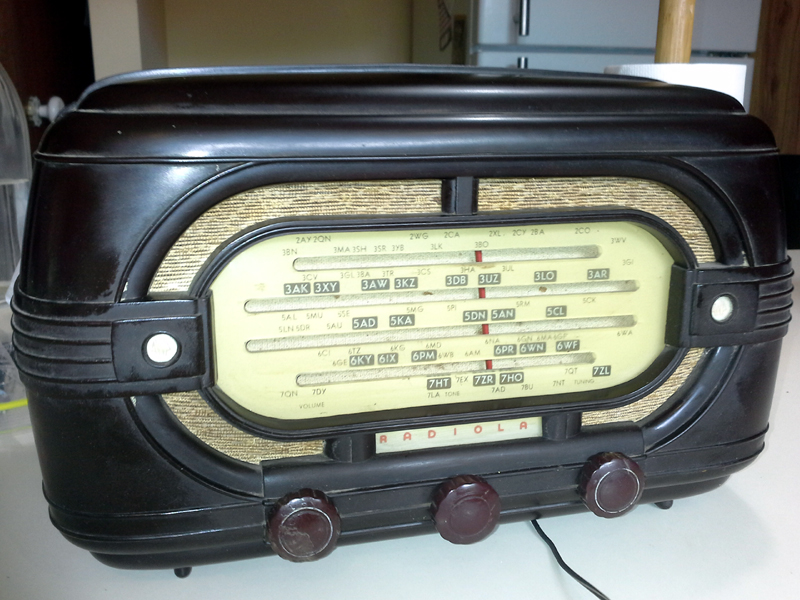 AWA Radiola Radio