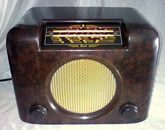 Bush DAC90A mantel radio