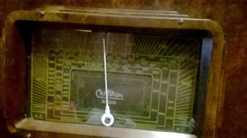Cambron Console Radio