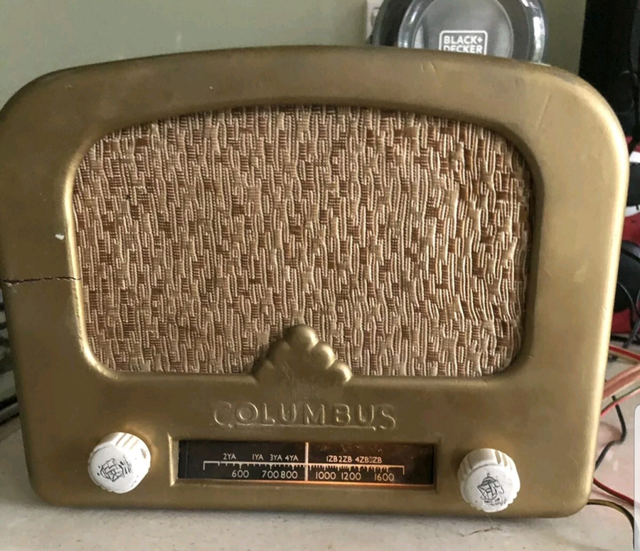 Columbus Model 6 Valve Radio
