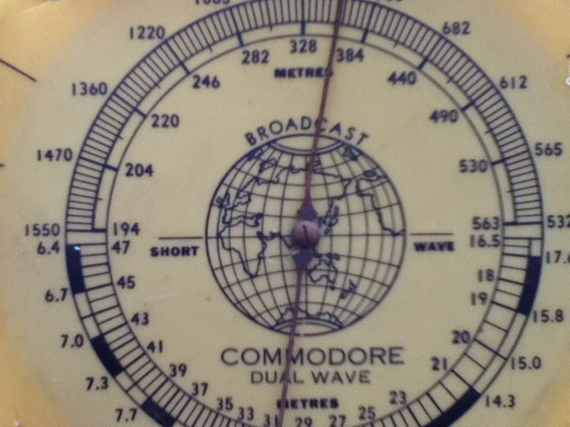 Commodore Valve Radio