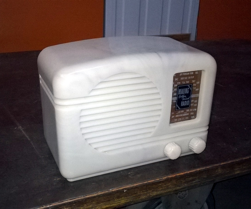 Healing 401E Valve Radio