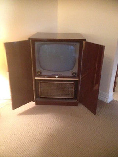HMV F2-A2 Television