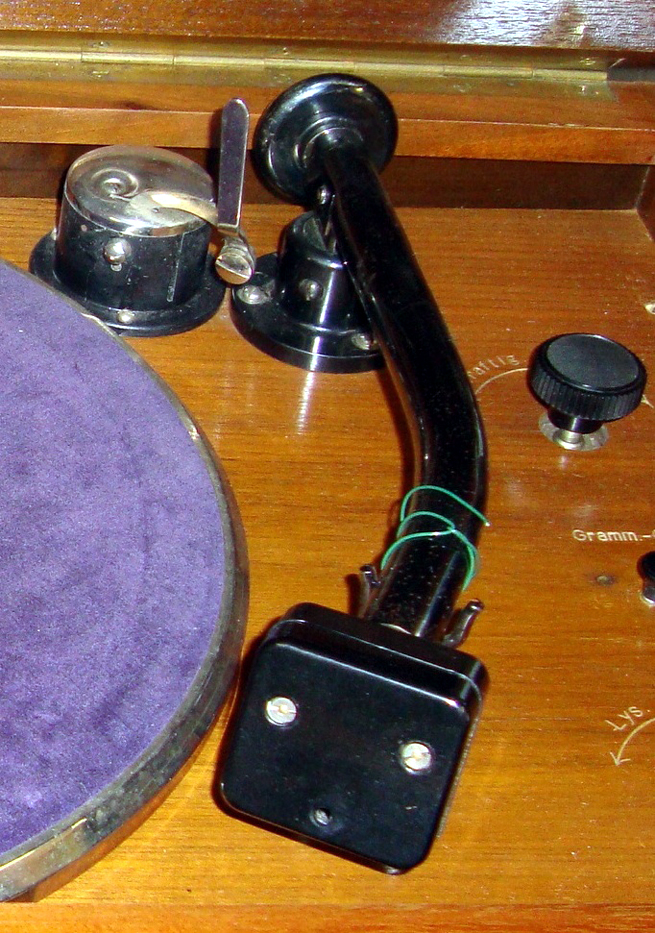 HMV Marconiphone Tonearm