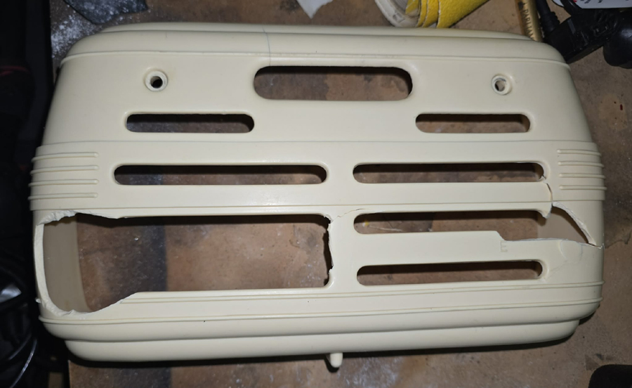 Hotpoint valve radio