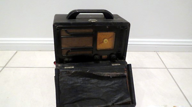 Malvern Star Portable Radio