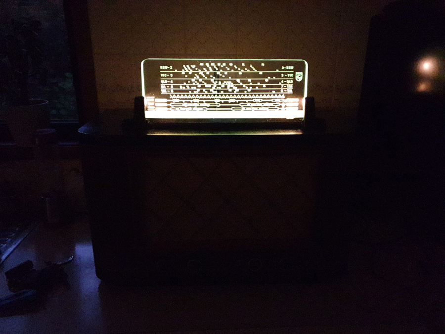 Philips model 125 Radio