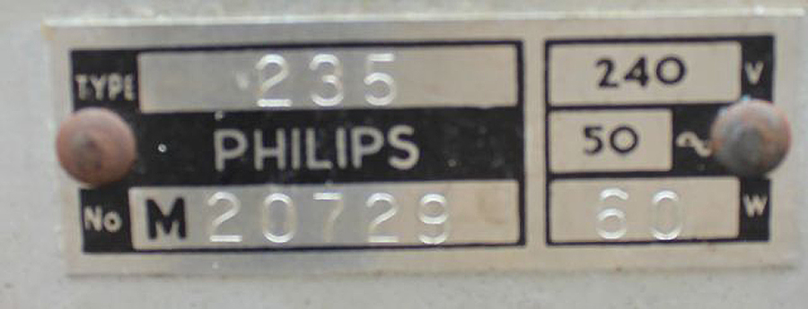Philips Model 235 Valve Radio