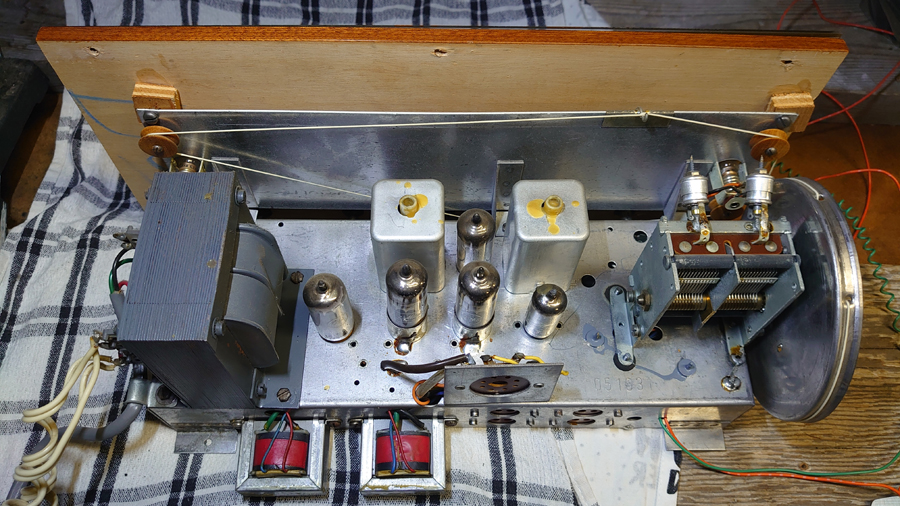 Precedent Model 963 Radiogram