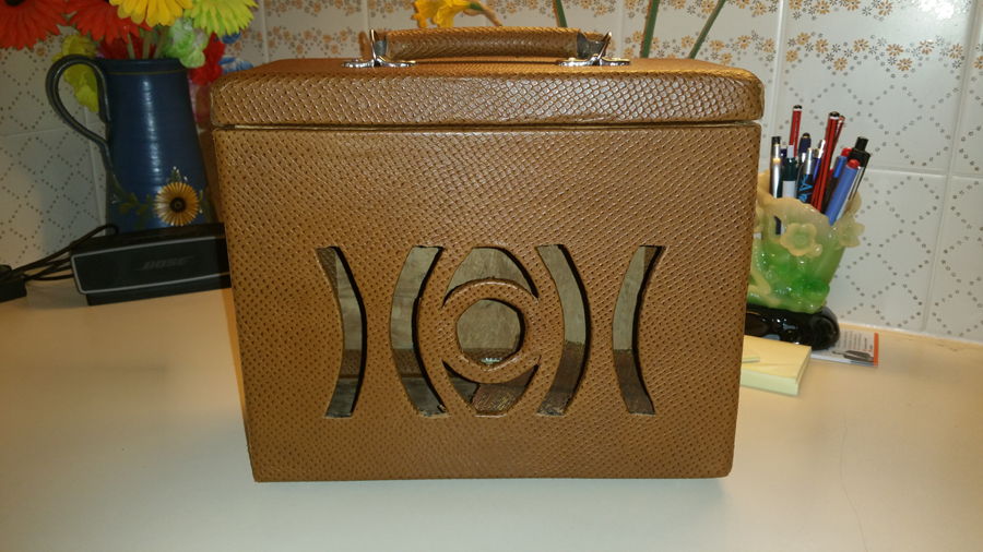 Prefect Valve Radio