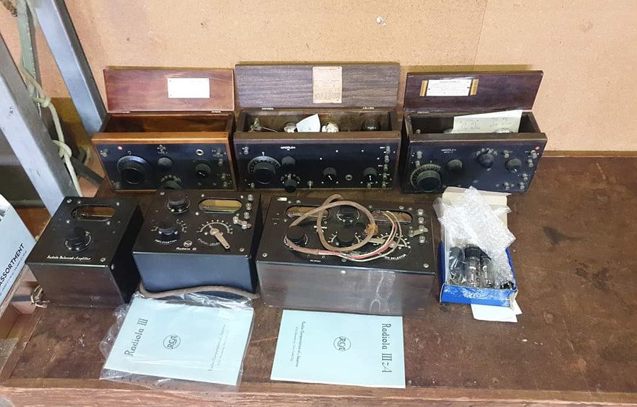 Valve radios