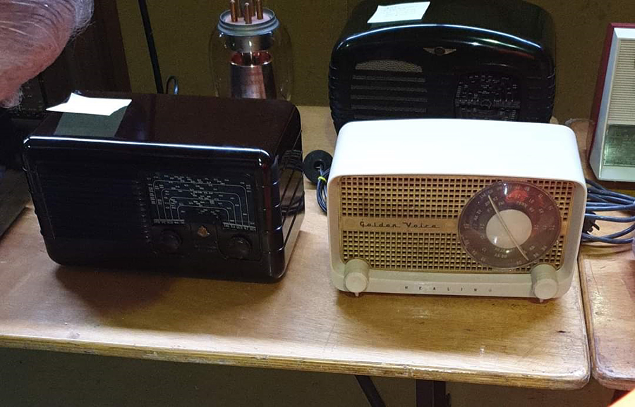 Valve radios