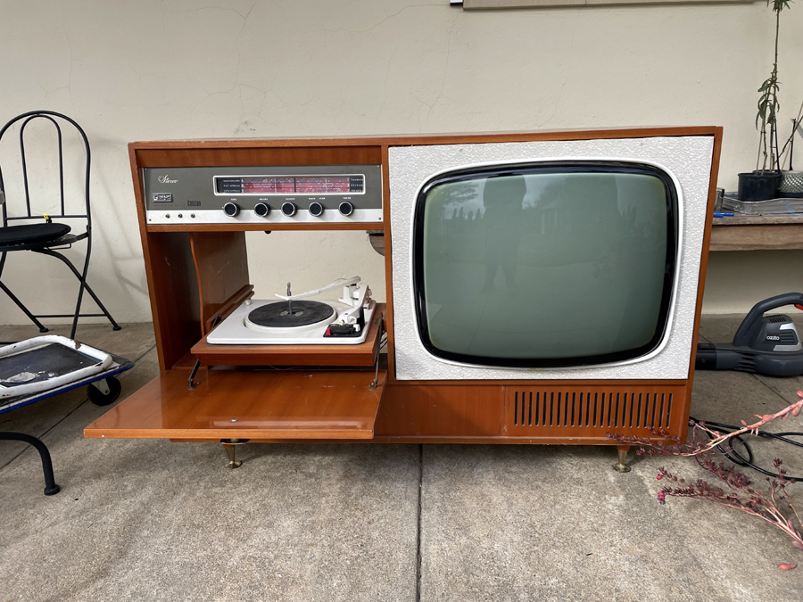 Radio collection