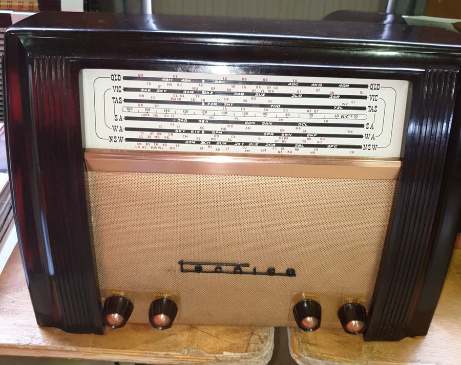 Valve radios