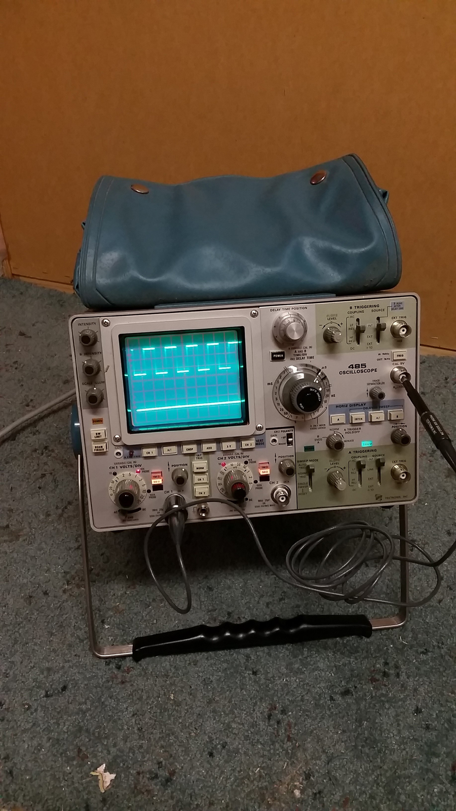 Tektronics Oscilloscope