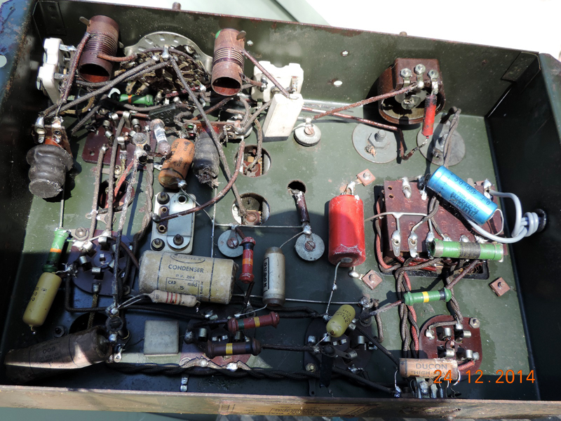 Unknown Console Radio
