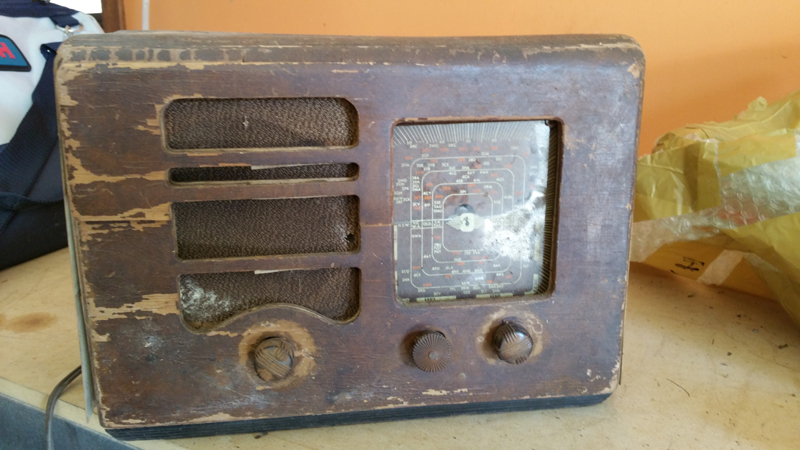 Unknown Radio